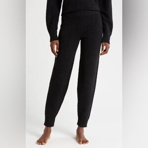 UGG Women’s Size Large Darianna Joggers